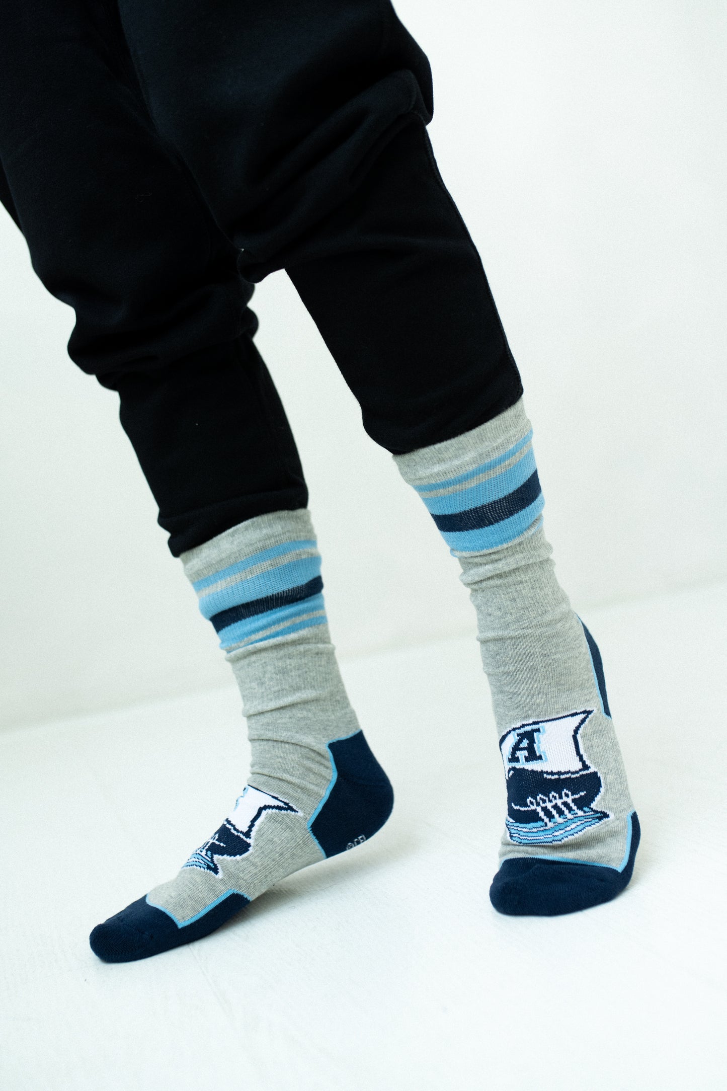 CFL Toronto Argonauts Men's 3-Pack Cotton Crew Socks With Cushioned Sole