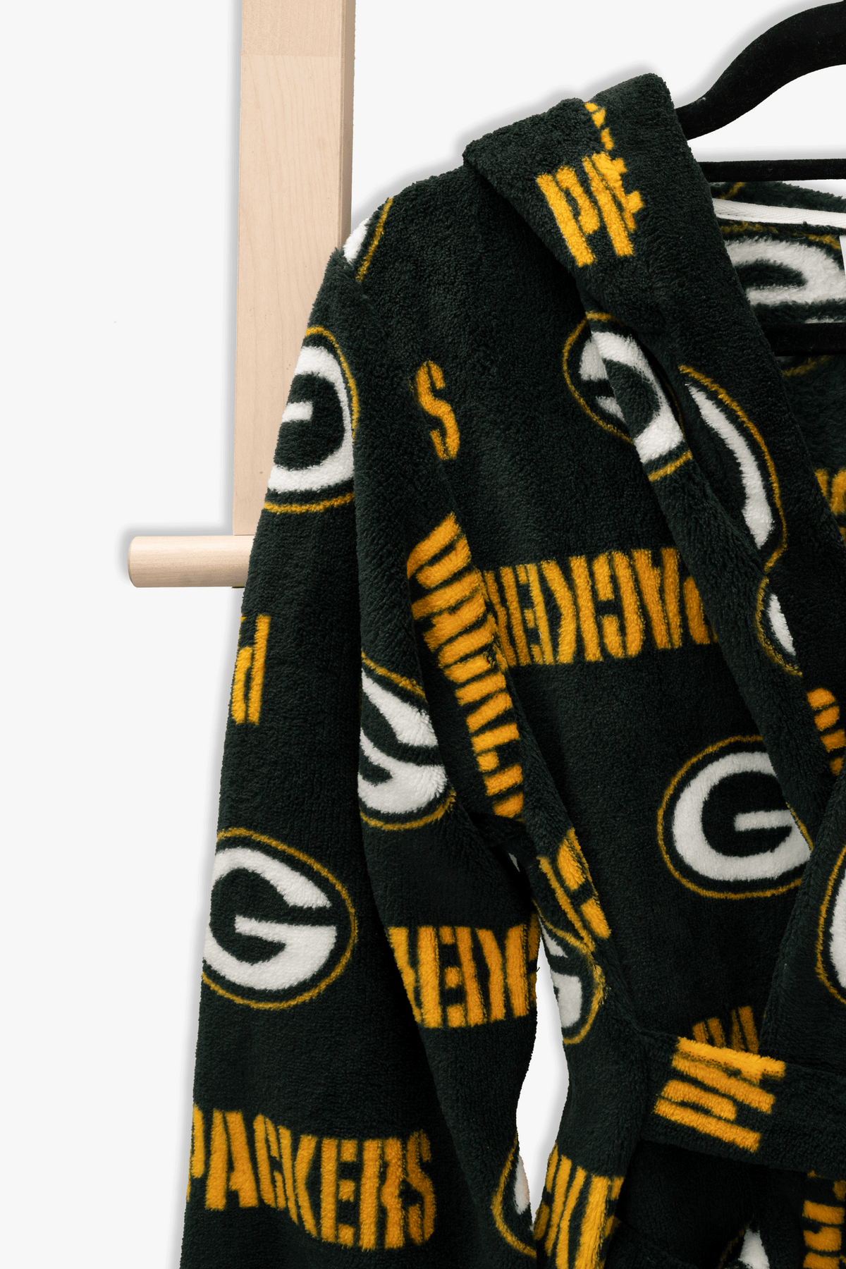 Green Bay Packers Youth Fleece Robe, Hooded NFL Kids Bathrobe with Tie Belt and Pockets, Children's Sizes