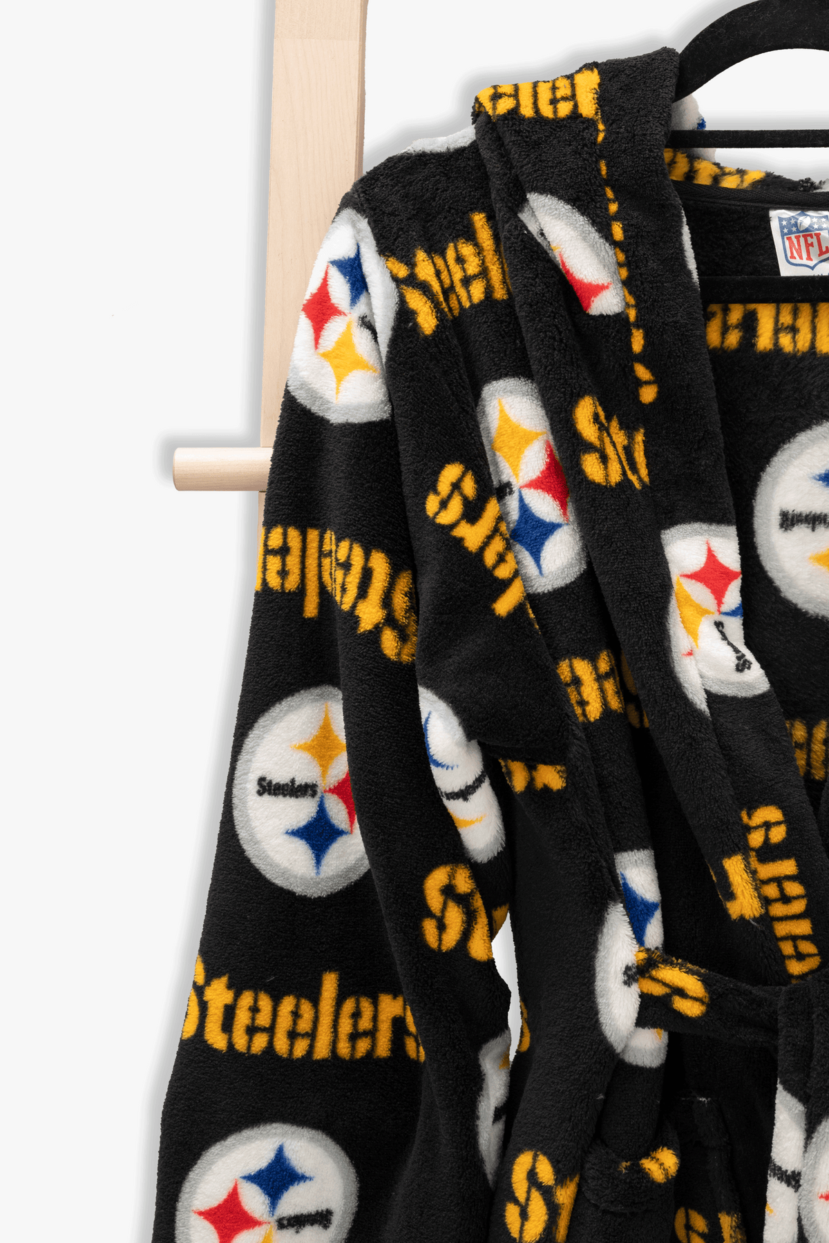 Pittsburgh Steelers Youth Fleece Robe, Hooded NFL Kids Bathrobe with Tie Belt and Pockets, Children's Sizes