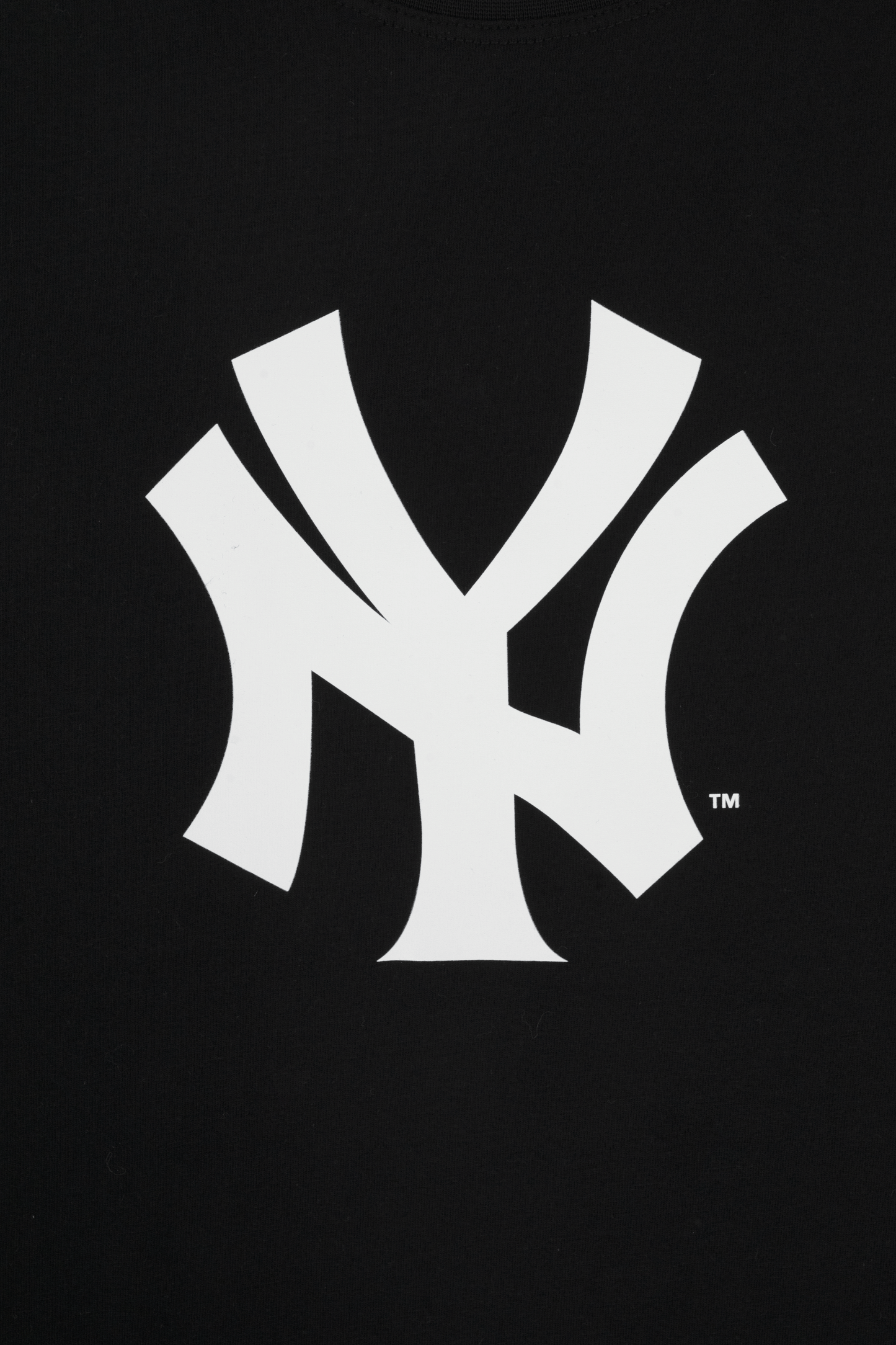 MLB New York Yankees Adult Cloud Black T-Shirt, 100% Cotton Tee, Men Women XS-2XL