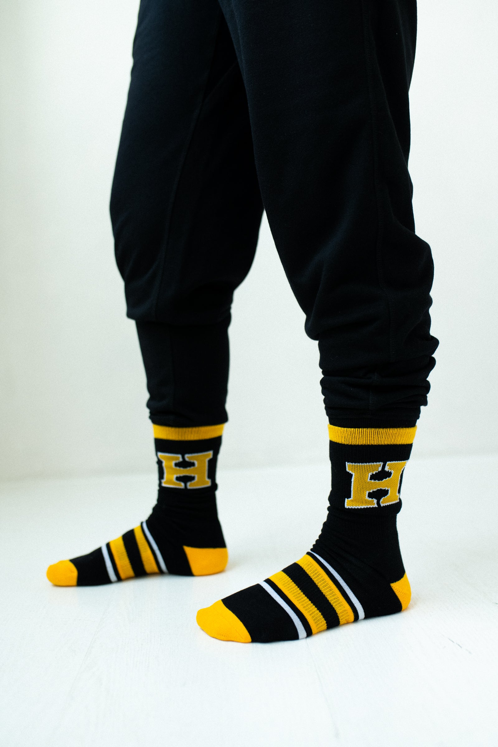 CFL Hamilton Tiger-Cats Men's 3-Pack Cotton Crew Socks With Cushioned Sole
