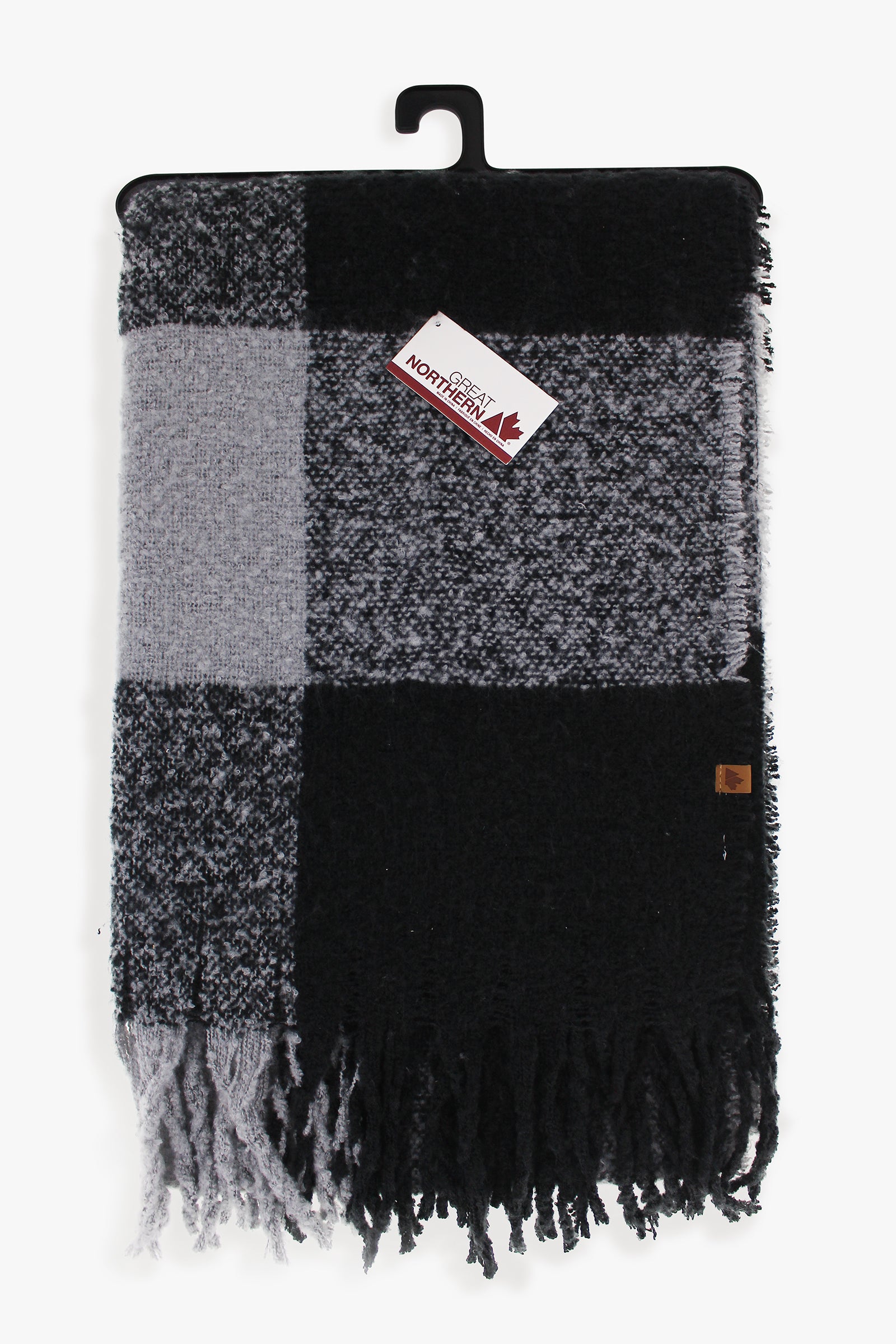 Ladies plaid oversized winter scarf in black and grey